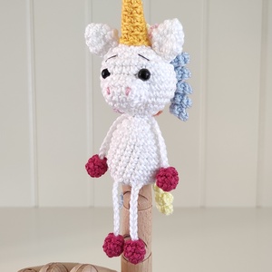 KÉSZLETEN! Késztermék! Lili az unikornis - ujjbáb - játék & sport - bábok - ujjbáb - Meska.hu