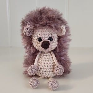 KÉSZLETEN!  Késztermék! Amigurumi ujjbáb - Guszti a kis süni, Játék & Sport, Bábok, Ujjbáb, Horgolás, MESKA