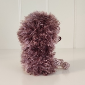 KÉSZLETEN!  Késztermék! Amigurumi ujjbáb - Guszti a kis süni - játék & sport - bábok - ujjbáb - Meska.hu