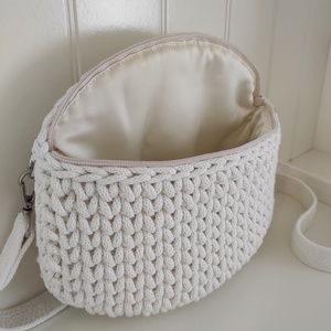 Horgolt táska... - táska & tok - kézitáska & válltáska - vállon átvethető táska - Meska.hu