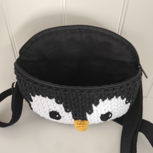 Mini horgolt táska - pingvin... - táska & tok - kézitáska & válltáska - vállon átvethető táska - Meska.hu