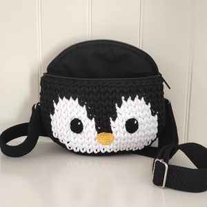 Mini horgolt táska - pingvin... - táska & tok - kézitáska & válltáska - vállon átvethető táska - Meska.hu