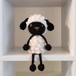 KÉSZLETEN!  Késztermék! Amigurumi ujjbáb - Fekete bárány, Játék & Sport, Bábok, Ujjbáb, Horgolás, MESKA