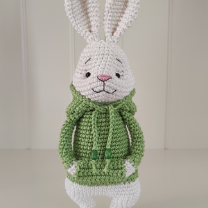 Nyuszi kapucnis pulcsiban... - Meska.hu