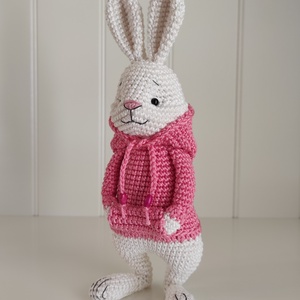 Nyuszi kapucnis pulcsiban... - játék & sport - plüssállat & játékfigura - nyuszi - Meska.hu