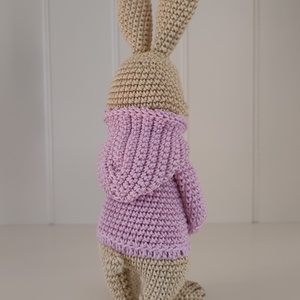 Nyuszi kapucnis pulcsiban... - játék & sport - plüssállat & játékfigura - nyuszi - Meska.hu