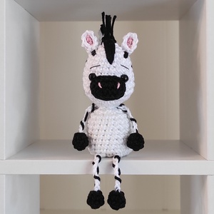 KÉSZLETEN!  Késztermék! Amigurumi ujjbáb - Vancsik a zebra - Meska.hu