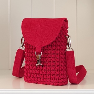 Mini crossbody - piros..., Táska & Tok, Kézitáska & válltáska, Vállon átvethető táska, Varrás, Horgolás, Egy kis elegancia…

Ez a táska azoknak készült, akik szeretik az egyszerű, letisztult, mégis különl..., MESKA