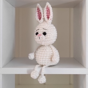 KÉSZLETEN!  Késztermék! Amigurumi ujjbáb - Nyuszi - játék & sport - bábok - ujjbáb - Meska.hu
