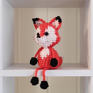 KÉSZLETEN!  Késztermék! Amigurumi ujjbáb - Róka - játék & sport - bábok - ujjbáb - Meska.hu