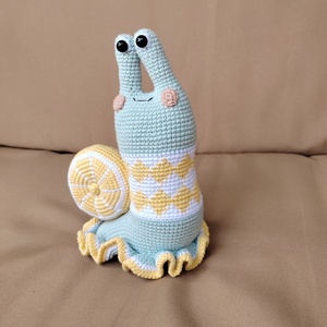 Horgolt, amigurumi citrom csiga - otthon & életmód - babaszoba, gyerekszoba - babaszoba dekoráció - Meska.hu