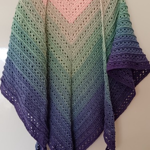 Horgolt vállkendő Tavasz  - ruha & divat - sál, sapka, kendő - kendő - Meska.hu