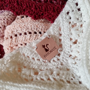 Horgolt vállkendő Mályva  - ruha & divat - sál, sapka, kendő - kendő - Meska.hu