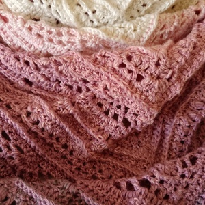 Horgolt vállkendő Spring  - ruha & divat - sál, sapka, kendő - vállkendő - Meska.hu