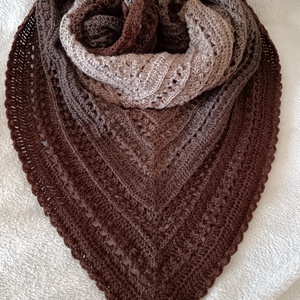 Horgolt vállkendő Mokka  - Meska.hu