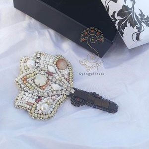 Gyöngyös virág kitűző - ékszer - kitűző és bross - kitűző - Meska.hu