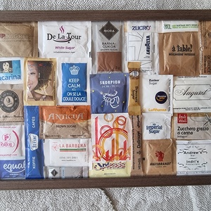 Barna keretes cukorkép. 30 x 20 cm., Művészet, Kollázs, Mindenmás, MESKA