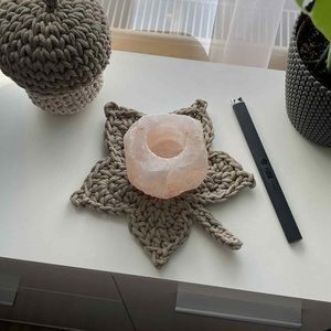 Juharlevél - horgolt alátét - otthon & életmód - dekoráció - asztal és polc dekoráció - asztaldísz - Meska.hu