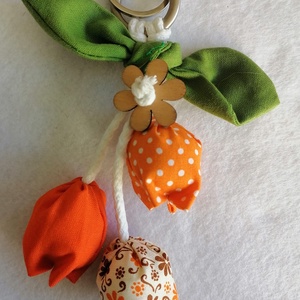 Tulipános kulcstartó, táskadísz, Otthon & Életmód, Dekoráció, Virágdísz és tartó, Csokor & Virágdísz, Varrás, MESKA