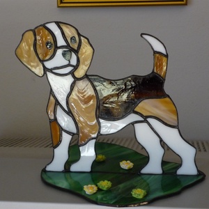 Beagle kutyus. (tiffany ajándék, dísz, lakberendezés, anyák-napjára, születésnap-névnapra) - otthon & életmód - dekoráció - dísztárgy - Meska.hu