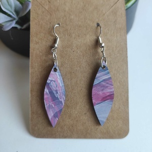 'Lila örvény' hosszúkás fa fülbevaló - ékszer - fülbevaló - lógó fülbevaló - Meska.hu