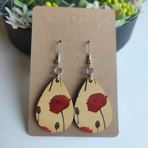 Pipacsmező fa csepp fülbevaló, Ékszer, Fülbevaló, Lógó csepp fülbevaló, Decoupage, transzfer és szalvétatechnika, Ékszerkészítés, MESKA