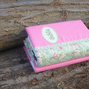 Zöld virágos-rózsaszín pöttyös Biblia borító -  - Meska.hu