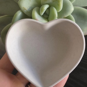 Kerámia-beton szivecske, Otthon & Életmód, Dekoráció, Dísztárgy, Kerámia, MESKA
