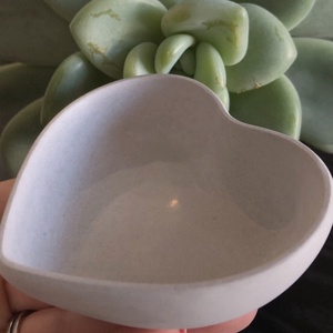 Kerámia-beton szivecske - otthon & életmód - dekoráció - dísztárgy - Meska.hu