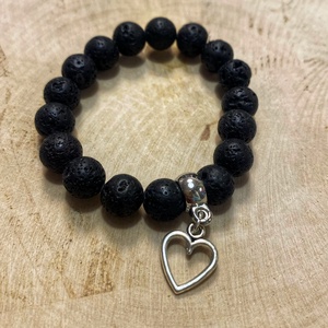 Személyre szabott lávakő ásvány karkötő szív medállal - Meska.hu