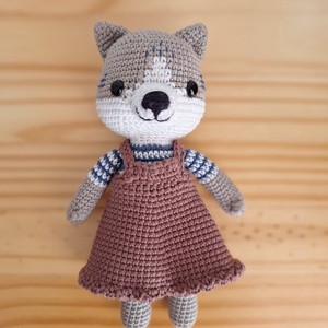 Amigurumi horgolt cicalány, Játék & Sport, Plüssállat & Játékfigura, Cica, Horgolás, Varrás, MESKA
