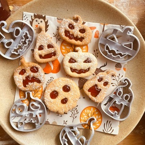 Halloween  Sütikiszúró szett (5 db-os) - otthon & életmód - dekoráció - halloween - halloweeni sütikiszúrók - Meska.hu