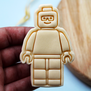 LEGO Építőkocka Szemüveges Emberke Süti Kiszúró Kekszekhez Gyurmához, Otthon & Életmód, Konyhafelszerelés, tálalás, Sütés, főzés, Sütikiszúró, , MESKA