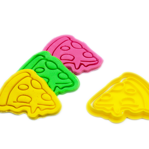 Cuki Pizza Sütikiszúró mini 6 cm-es Kekszekhez PICIMICIK Termékcsalád Kaja Étel, Otthon & Életmód, Konyhafelszerelés, tálalás, Sütés, főzés, Sütikiszúró, , MESKA