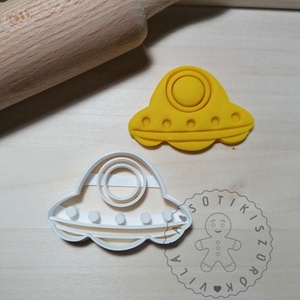 UFO - repülő csészealj - süteménykiszúró forma, sütipecsét. Linzer, mézeskalács, keksz kiszúró, Otthon & Életmód, Sütikiszúró, Konyhafelszerelés, tálalás, Sütés, főzés, Mindenmás, Mézeskalácssütés, MESKA