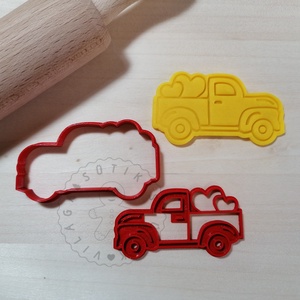 Teherautó szíveket szállít - süteménykiszúró forma, sütipecsét. Sütikiszúró. Linzer, mézeskalács, keksz kiszúró - otthon & életmód - konyhafelszerelés, tálalás - sütés, főzés - sütikiszúró - Meska.hu