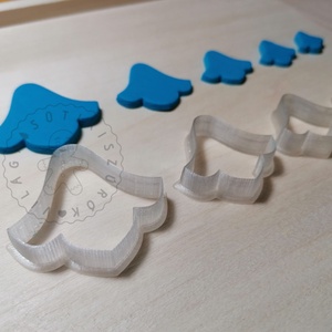 Harangvirág alakú süthető gyurma kiszúrók (5db) - polymerclay, kiszúró, kellék - otthon & életmód - konyhafelszerelés, tálalás - sütés, főzés - sütikiszúró - Meska.hu