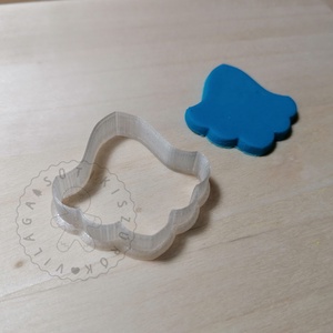 Harangvirág 2 alakú süthető gyurma kiszúrók (5db) - polymerclay, kiszúró, kellék - otthon & életmód - konyhafelszerelés, tálalás - sütés, főzés - sütikiszúró - Meska.hu