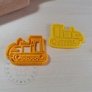Lánctalpas traktor - süteménykiszúró forma, sütipecsét. Sütikiszúró. Linzer, mézeskalács, keksz kiszúró, Otthon & Életmód, Konyhafelszerelés, tálalás, Sütikiszúró, Sütés, főzés, Mindenmás, Mézeskalácssütés, MESKA