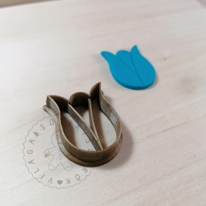 Tulipán virág alakú süthető gyurma kiszúrók (3db) - polymerclay, kiszúró, kellék - otthon & életmód - konyhafelszerelés, tálalás - sütés, főzés - sütikiszúró - Meska.hu