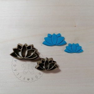 7 szirmú lótusz alakú süthető gyurma kiszúrók (2 db) - polymerclay, kiszúró, kellék - otthon & életmód - konyhafelszerelés, tálalás - sütés, főzés - sütikiszúró - Meska.hu
