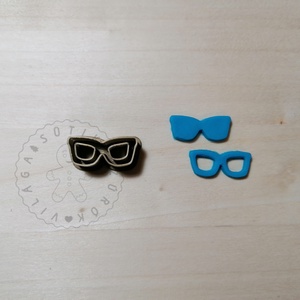 Napszemüveg / szemüveg alakú süthető gyurma kiszúrók - polymerclay, kiszúró, kellék - otthon & életmód - konyhafelszerelés, tálalás - sütés, főzés - sütikiszúró - Meska.hu