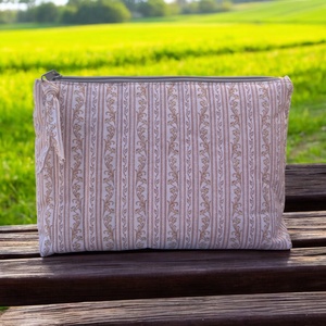 Végtelen Neszesszer - Rendszer és elegancia minden alkalomra (Tapéta, talpas), Táska & Tok, Neszesszer, Patchwork, foltvarrás, Varrás, MESKA