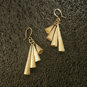 Csingiling tölcséres fülbevaló, Ékszer, Fülbevaló, Lógó fülbevaló, Ékszerkészítés, Ötvös, MESKA