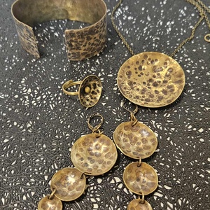 Foltos medál, karperec, fülbevaló vagy gyűrű, Ékszer, Ékszerszett, Ékszerkészítés, Ötvös, MESKA