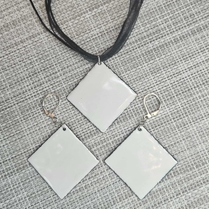 Tűzzománc fülbevaló vagy medál - egyszínű fehér - négyzetes, Ékszer, Ékszerszett, Tűzzománc, Ötvös, MESKA