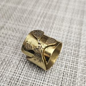 Kereklevelű széles gyűrű, Ékszer, Gyűrű, Statement gyűrű, Ékszerkészítés, Ötvös, MESKA