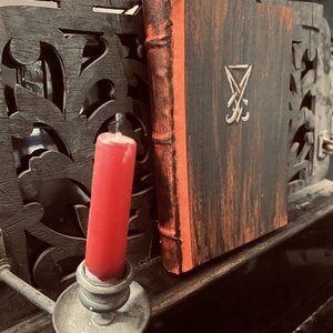 Lucifer �grimoire, Otthon & Életmód, Papír, írószer, Jegyzetfüzet & Napló, Könyvkötés, MESKA