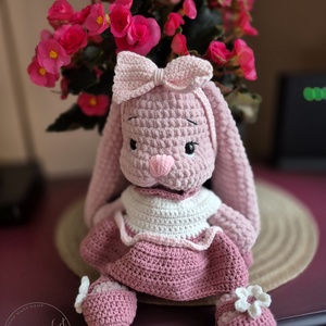 Amigurumi figurák, Játék & Sport, Plüssállat & Játékfigura, Nyuszi, Horgolás, MESKA
