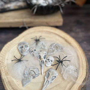 Madár- és ember koponyák, Kellékek & szerszámok, Díszíthető tárgyak, Kerámia, Gipszöntés, Festett tárgyak, MESKA